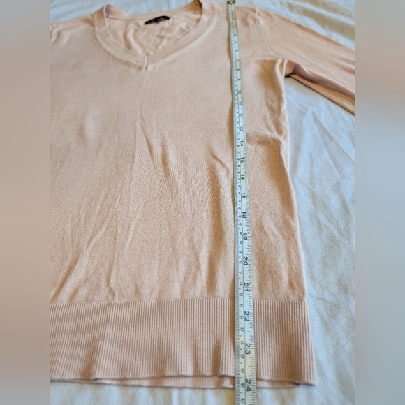 Quince V Neck Sweater Size Small Cashmere Blend Petal Pink - Picture 7 of 7